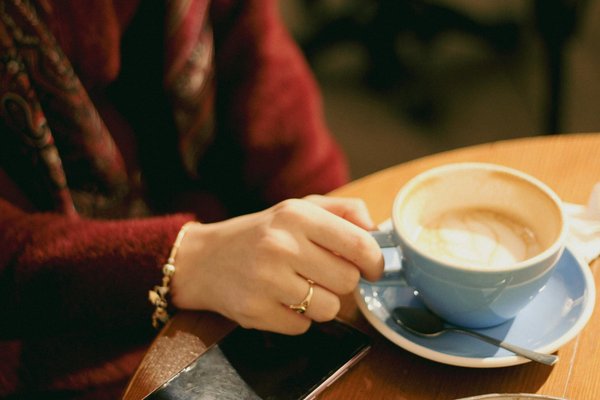 Quels sont les accessoires indispensables pour compléter votre look cet automne ?