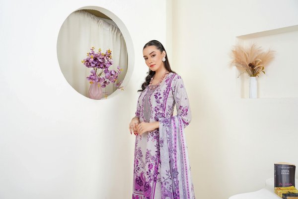 Exploration Envoûtante de l'Histoire et de l'Évolution des Accessoires de Mode